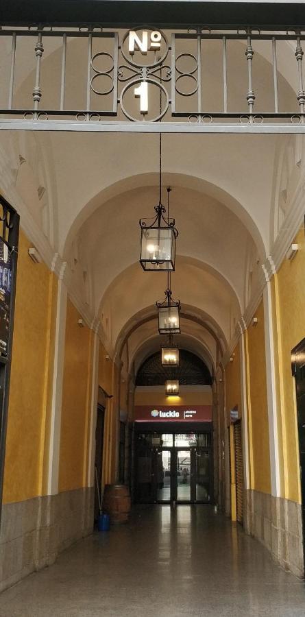 Ferienwohnung Precioso Duplex En La Puerta Del Sol. Madrid Exterior foto